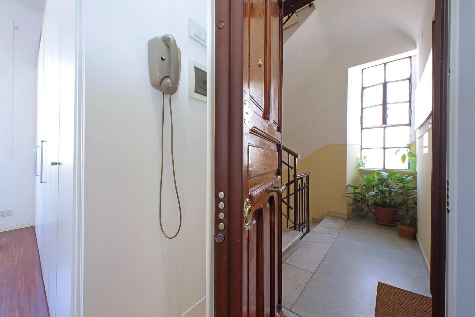 Apartment 4bnb - Angelo Emo *