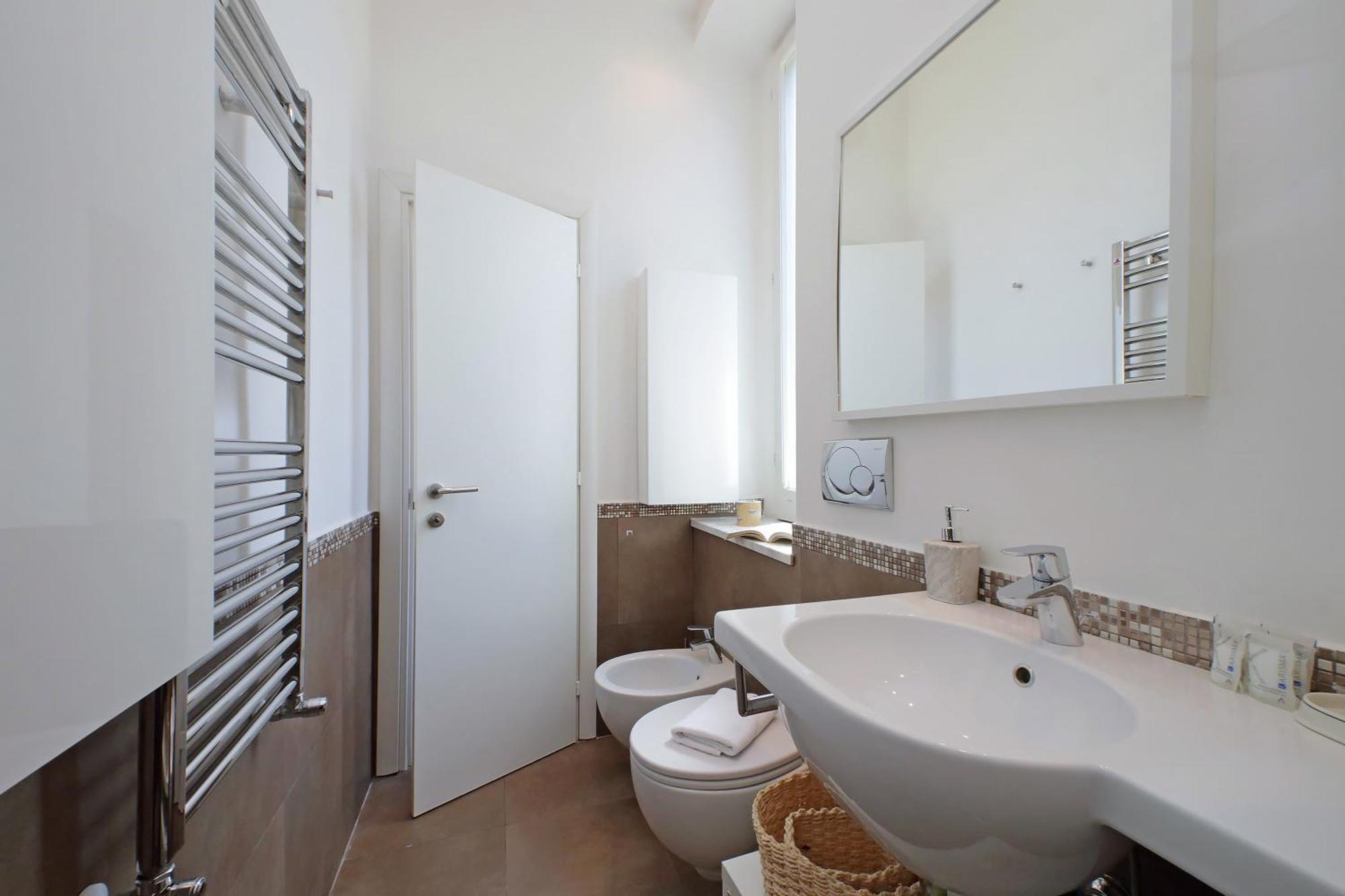 4bnb - Angelo Emo Apartment Rom
